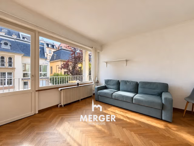 Rental ad image