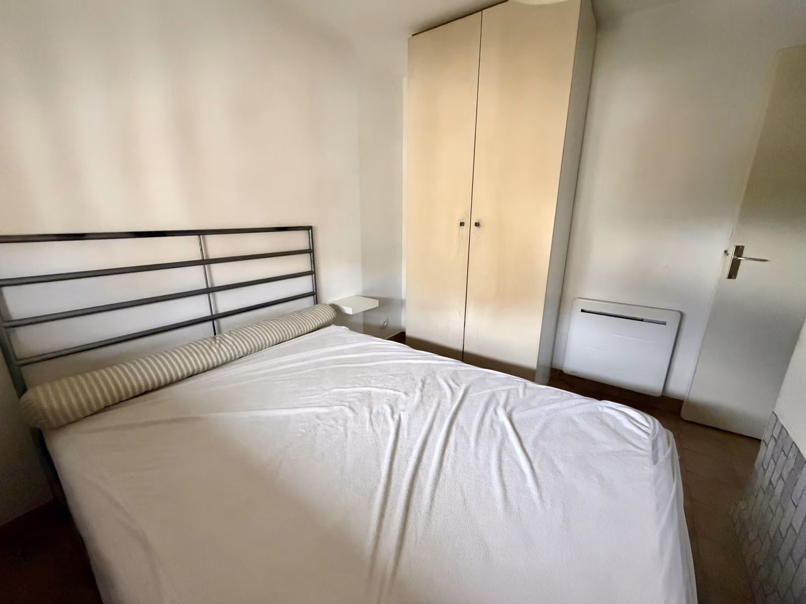 Housing offer image